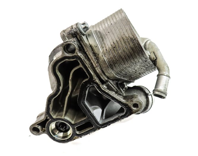 Thumbnail 6: 2013 BMW 528XI (F10) 2.0L N20 ENGINE MOTOR OIL FLUID FILTER w/ COOLER & HOUSING