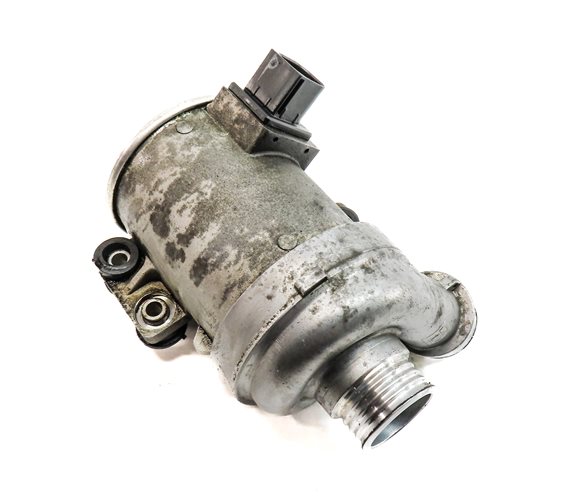 12-18 BMW 328i 428i 528i X3 X5 Z4 (F30 F31 F32 F10 E84 F15 F25) 2.0L WATER PUMP