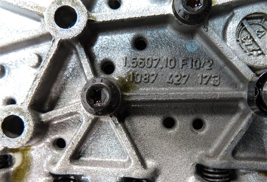 Thumbnail 7: 2013 BMW 528XI F10 AWD 8 SPEED AUTO TRANSMISSION VALVE BODY w/HYDRUALIC OIL PUMP