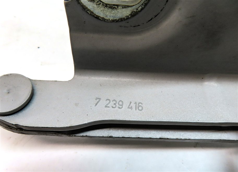 Thumbnail 6: 12-21 BMW 2 3 4 SERIES (F22 F30 F32 F34) LEFT & RIGHT HOOD HINGE SET 2 (Silver)