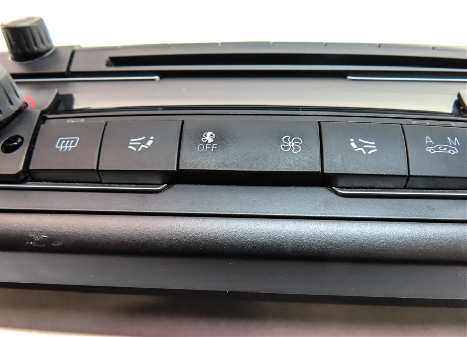 Thumbnail 8: 2013 BMW ACTIVE HYBRID 3 (F30) FRONT CLIMATE MEDIA RADIO CONTROL PANEL SET