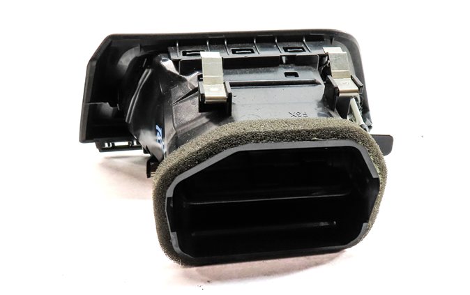 Thumbnail 5: 2013 BMW ACTIVE HYBRID 3 (F30) FRONT RIGHT PASSENGER DASH HEAT AIR AC HVAC VENT