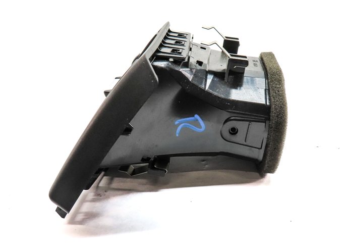 Thumbnail 6: 2013 BMW ACTIVE HYBRID 3 (F30) FRONT RIGHT PASSENGER DASH HEAT AIR AC HVAC VENT