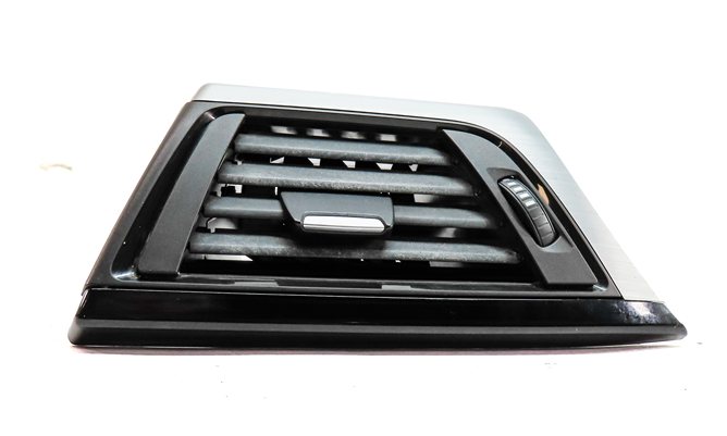 Thumbnail 2: 2013 BMW ACTIVE HYBRID 3 (F30) FRONT LEFT DRIVER DASH HEAT AIR AC HVAC VENT