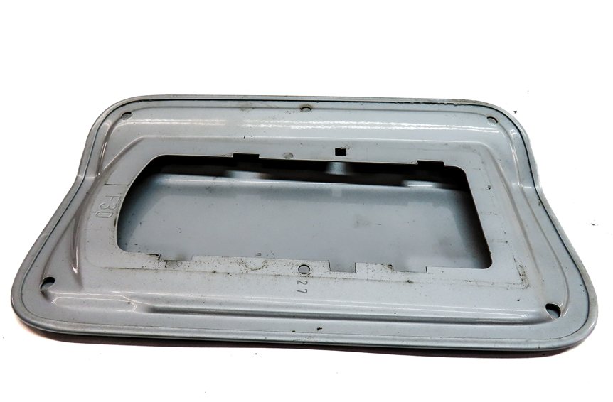 Thumbnail 7: 13-18 BMW 3-SERIES M3 (F30) SEDAN FUEL TANK DOOR LID COVER TRIM (Silver)