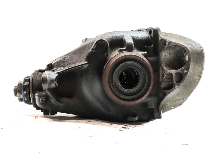 Thumbnail 3: 2014-2019 BMW 2 3 4 SERIES (F22 F30 F32) REAR DIFFERENTIAL GEAR CARRIER (2.81)