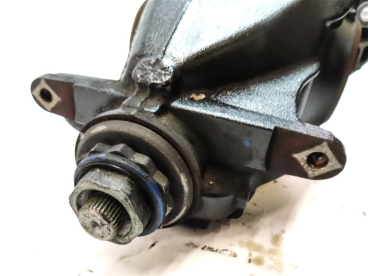 Thumbnail 4: 2014-2019 BMW 2 3 4 SERIES (F22 F30 F32) REAR DIFFERENTIAL GEAR CARRIER (2.81)