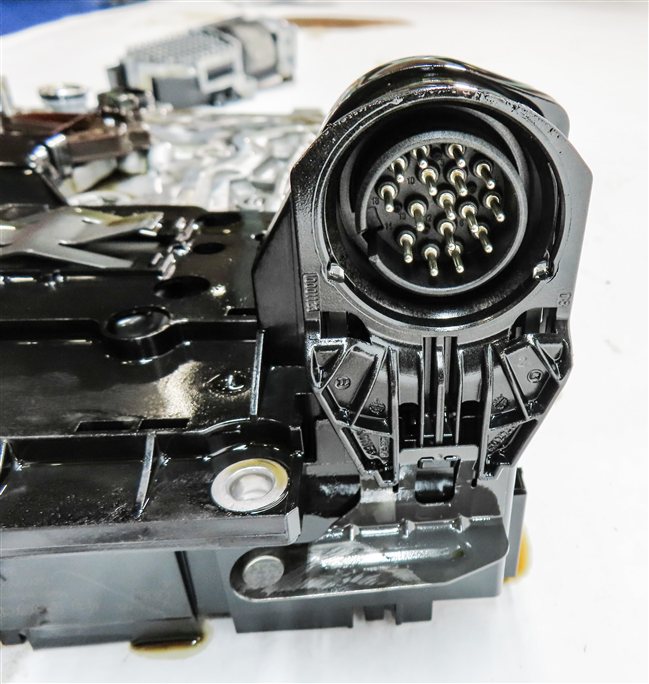Thumbnail 8: 13-16 BMW ACTIVEHYBRID 3 5 F10 F30 8HP-70H AUTO TRANSMISSION VALVE BODY w/PUMP