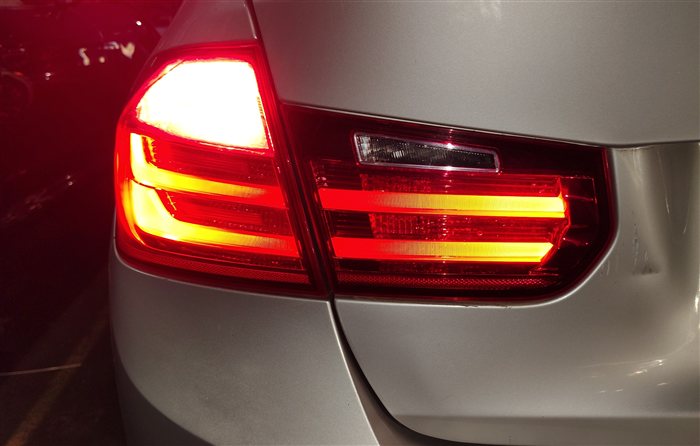 Thumbnail 2: 12-15 BMW 320i 328i 335i M3 (F30) SEDAN LEFT TRUNK INNER TAILLIGHT LIGHT LAMP