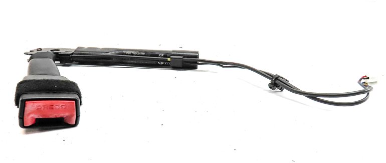 Thumbnail 3: 12-19 BMW 2 3 4 M3 (F22 F32 F33 F34 F36) FRONT RIGHT PASSENGER SEATBELT RECEIVER