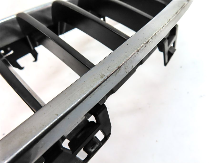 Thumbnail 8: 12-18 BMW 3 SERIES (F30) ///M-SPORT FRONT LEFT DRIVER UPPER KIDNEY GRILLE TRIM