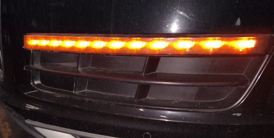 Thumbnail 2: 2010-2015 AUDI Q7 (4L) FRONT LEFT DRIVER TURN SIGNAL MARKER LIGHT LAMP (LED)