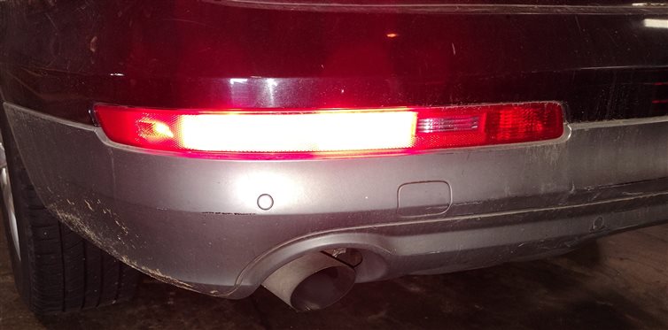 Thumbnail 2: 2007-2015 AUDI Q7 (4L) REAR LEFT DRIVER BUMPER LOWER TAILLIGHT LIGHT LAMP