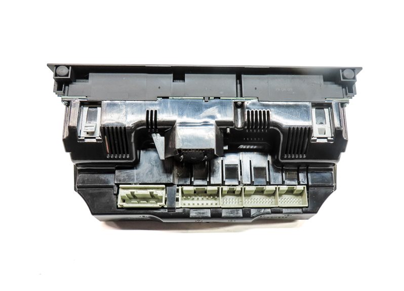 Thumbnail 4: 2010-2011 AUDI Q7 (4L) FRONT DASH HEATER A/C TEMPERATURE CLIMATE CONTROL PANEL