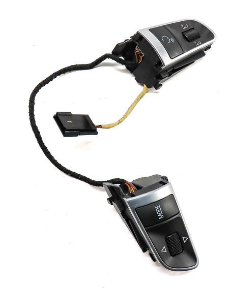 Thumbnail 3: 2010 AUDI Q7 (4L) DRIVER STEERING WHEEL MEDIA PHONE OPTION SELECT SWITCH BUTTON