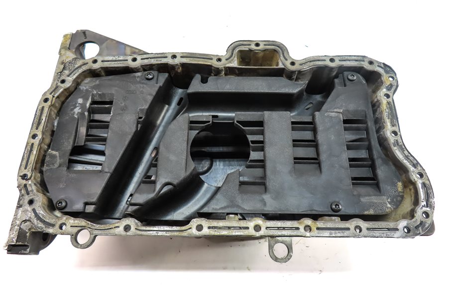 Thumbnail 5: 2006-2010 VW/AUDI Q7 (4L) TOUAREG 3.6L BHK VR6 ENGINE MOTOR OIL FLUID PAN SUMP