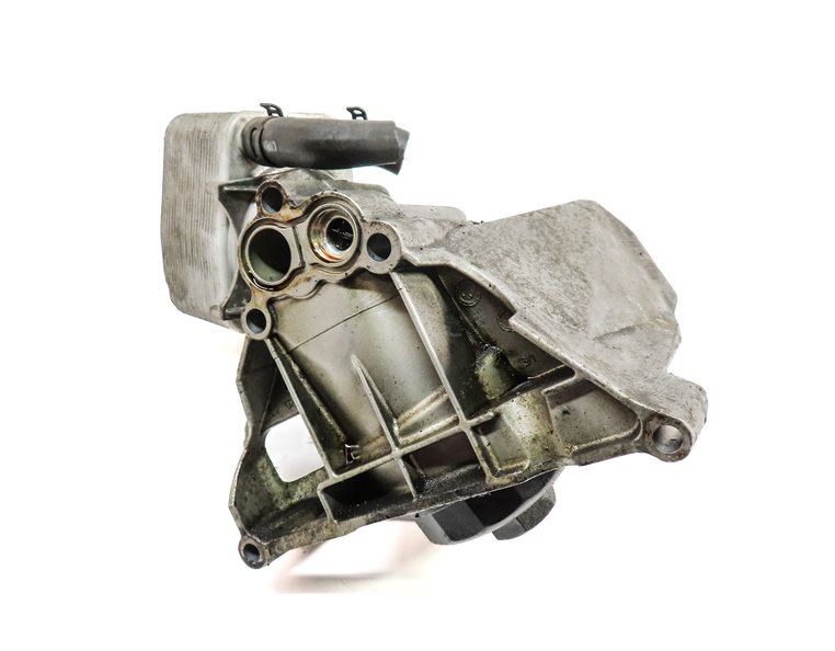 2010 AUDI Q7 (4L) 3.6L (BHK) ENGINE MOTOR OIL FLUID FILTER HOUSING w/ OIL COOLER
