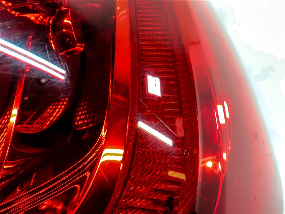 Thumbnail 10: 2010-2015 AUDI Q7 (4L) REAR RIGHT PASSENGER TAILLIGHT BRAKE LIGHT LAMP (LED)