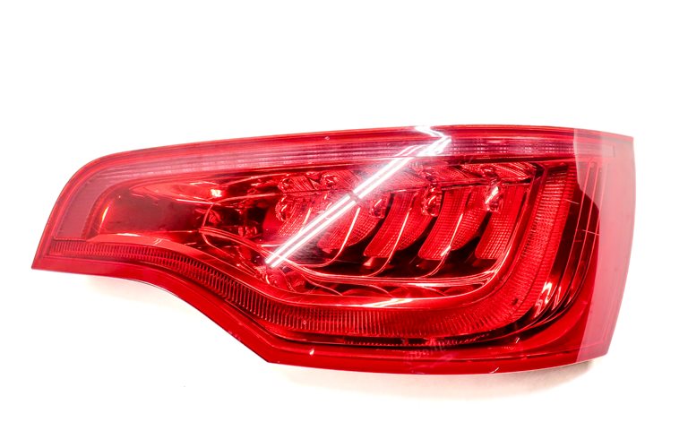 Thumbnail 3: 2010-2015 AUDI Q7 (4L) REAR RIGHT PASSENGER TAILLIGHT BRAKE LIGHT LAMP (LED)