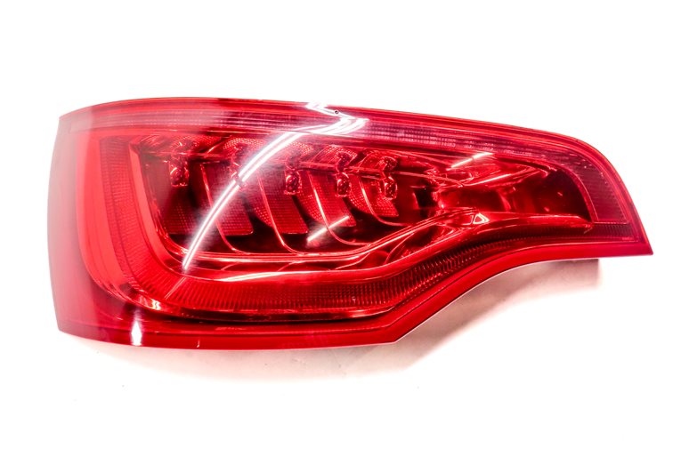 Thumbnail 3: 2010-2015 AUDI Q7 (4L) REAR LEFT DRIVER TAILLIGHT BRAKE LIGHT LAMP (LED)