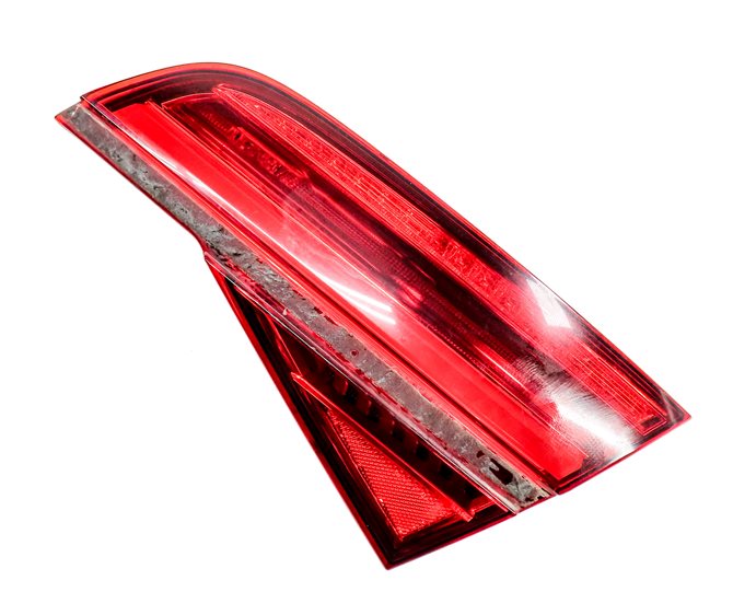 2015-2018 AUDI A8 S8 D4 4H REAR RIGHT PASSENGER INNER TAILLIGHT TAIL LIGHT LAMP