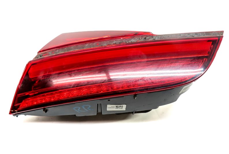 Thumbnail 4: 2015-2018 AUDI A8 S8 D4 4H REAR RIGHT PASSENGER INNER TAILLIGHT TAIL LIGHT LAMP