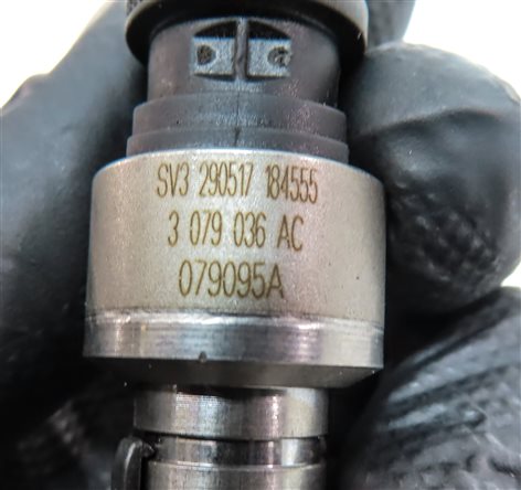 Thumbnail 6: 2011-2018 AUDI A8 S8 R8 RS5 S6 S7 (D4 C7 4H 4S 4G8) V8 ENGINE FUEL INJECTOR 