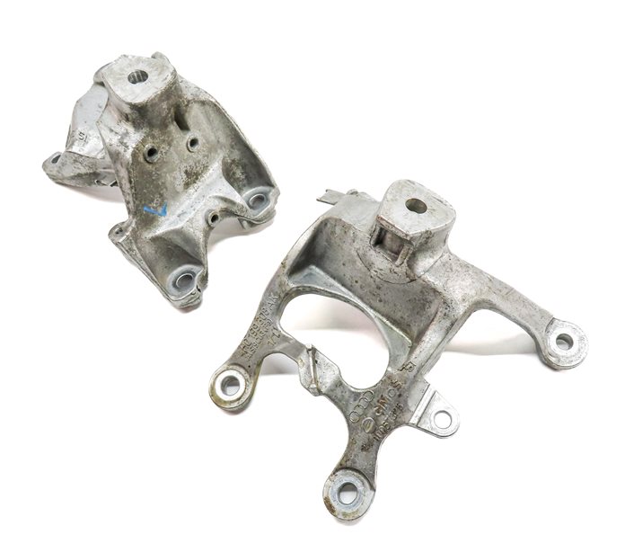 Thumbnail 1: 2018 AUDI A8L (D4 4H) 4.0L (CTGF) ENGINE MOTOR MOUNT SUPPORT BRACKET SET/2