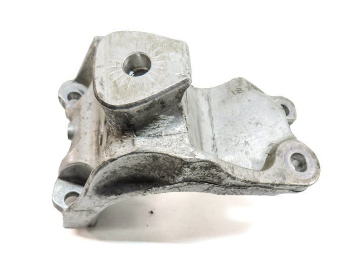 Thumbnail 6: 2018 AUDI A8L (D4 4H) 4.0L (CTGF) ENGINE MOTOR MOUNT SUPPORT BRACKET SET/2