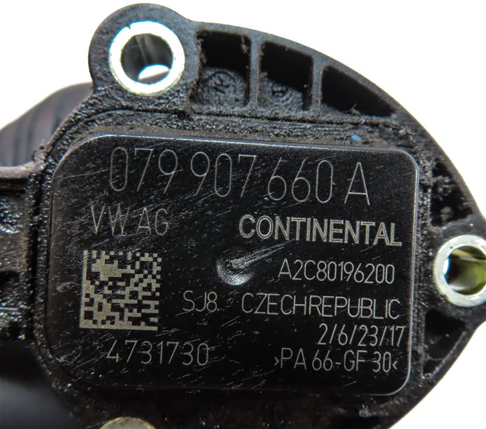 Thumbnail 7: 2018 AUDI A8L (D4 4H) 4.0L (CTGF) ENGINE MOTOR OIL FLUID LEVEL SENSOR MODULE