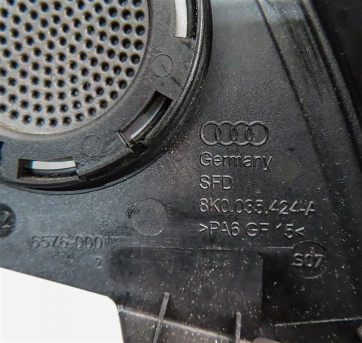 Thumbnail 6: 2012 AUDI S4 (B8 8K) FRONT RIGHT PASSENGER BANG & OLUFSEN SPEAKER GRILLE (BLACK)