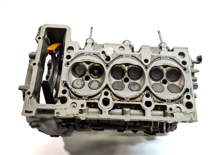 Thumbnail 4: 2009-2012 AUDI A6 S4 S5 (C7 B8 8K 8T) 3.0L SUPER LEFT CYLINDER HEAD ASSEMBLY