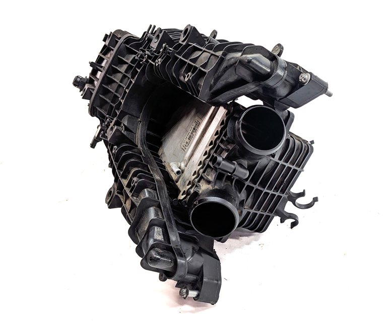 Thumbnail 6: 11-20 MERCEDES E GL ML S W212 W166 W221 X166 4.6L INTAKE MANIFOLD w/ INTERCOOLER