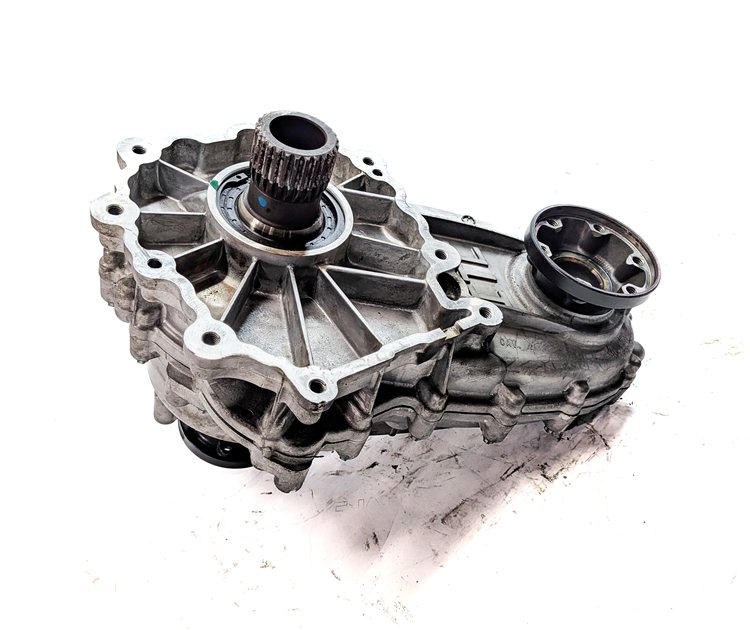 Thumbnail 5: 12-14 MERCEDES GL ML (W166 X166) FRONT TRANSFER CASE TRANSFER GEAR ASSEMBLY