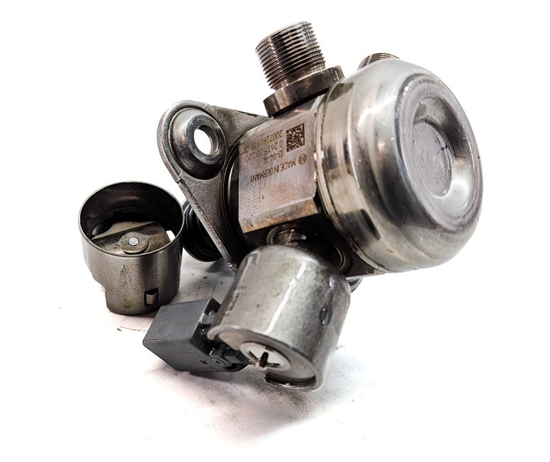 Thumbnail 3: 11-20 MERCEDES E S SL GL (W205 W166 W212 X166 X253) RIGHT MECHANICAL FUEL PUMP