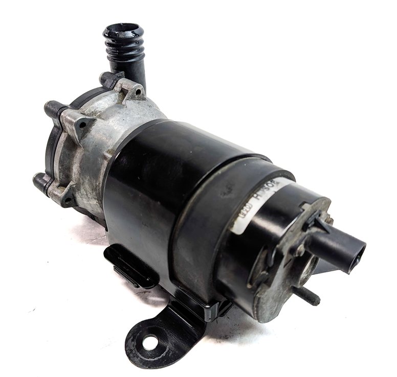 2013 MERCEDES GL550 (X166) 4.6L (278.928) ENGINE AUXILIARY WATER COOLANT PUMP