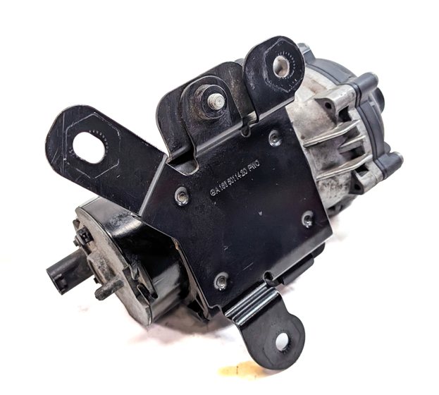 Thumbnail 6: 2013 MERCEDES GL550 (X166) 4.6L (278.928) ENGINE AUXILIARY WATER COOLANT PUMP