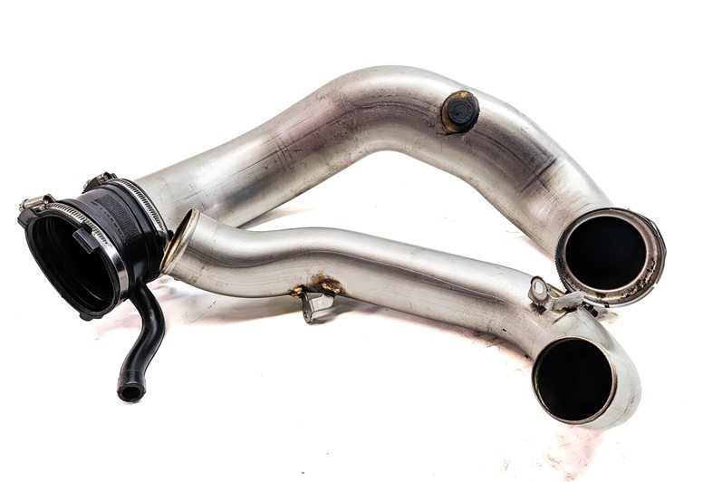 Thumbnail 2: 2013 MERCEDES GL550 (X166) 4.6L (278.928) LEFT ENGINE AIR INTAKE HOSE PIPE SET/2