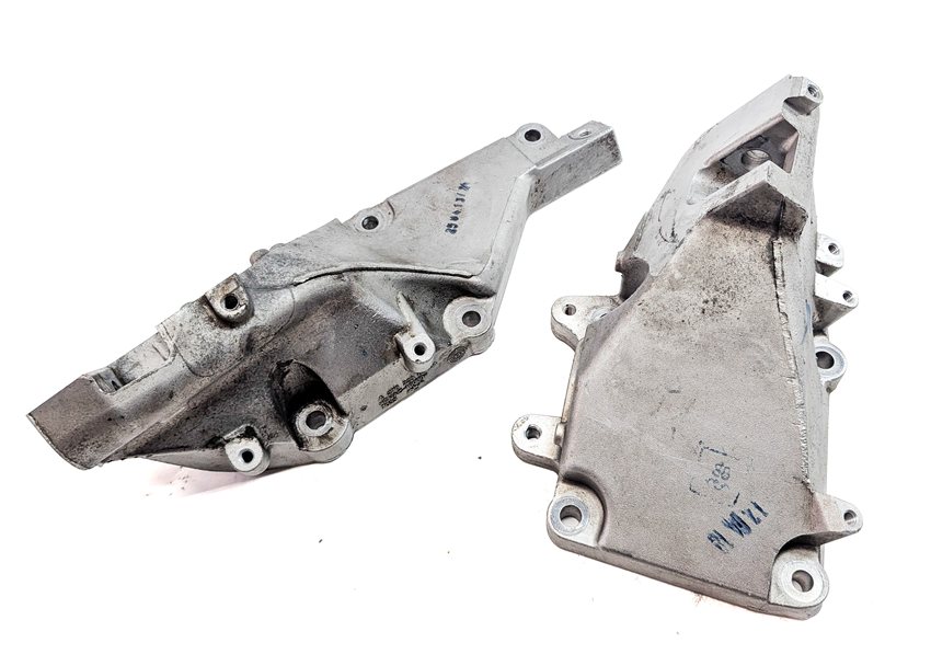 2013 MERCEDES GL550 (X166) 4.6L (278.928) ENGINE MOTOR MOUNT BRACKET SET/2