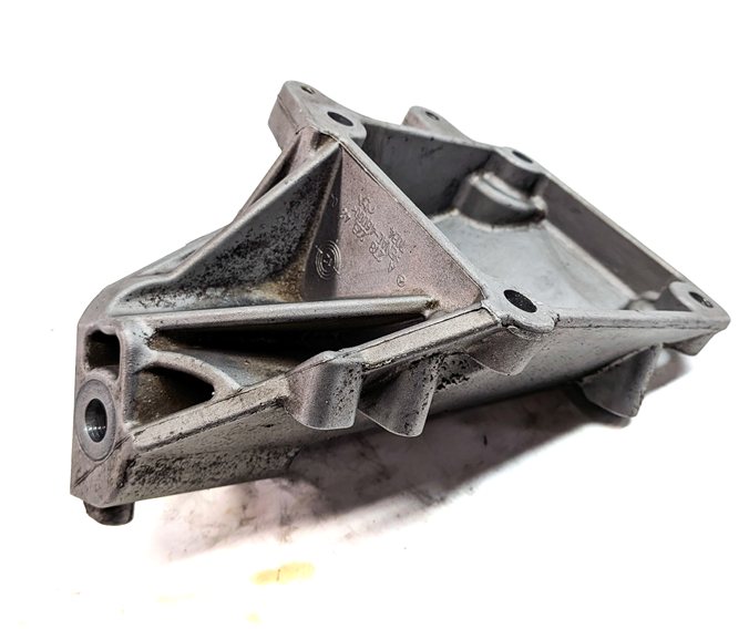 Thumbnail 4: 2013 MERCEDES GL550 (X166) 4.6L (278.928) ENGINE MOTOR MOUNT BRACKET SET/2