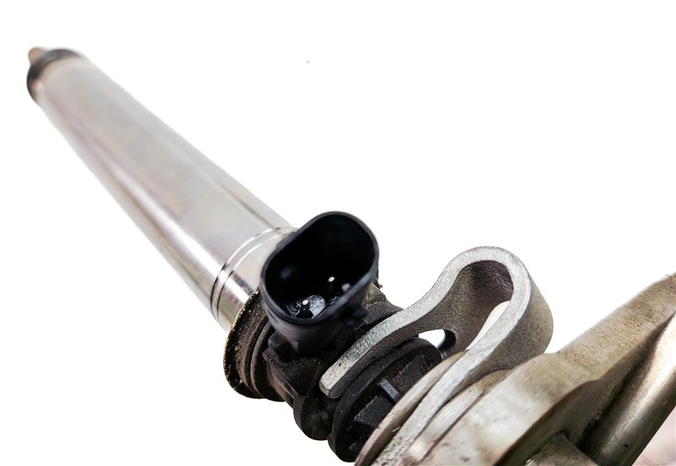 Thumbnail 7: 2013 MERCEDES GL550 (X166) 4.6L (278.928) ENGINE FUEL INJECTOR SET/8 w/ RAILS