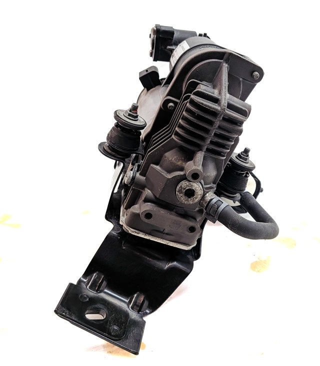 Thumbnail 6: 13-19 MERCEDES GL GLE GLS ML CLASS (W166 X166) AIR SUSPENSION COMPRESSOR PUMP