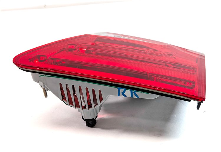 Thumbnail 5: 13-16 MERCEDES GL350 GL450 GL550 (X166) REAR RIGHT INNER TAILLIGHT LIGHT LAMP