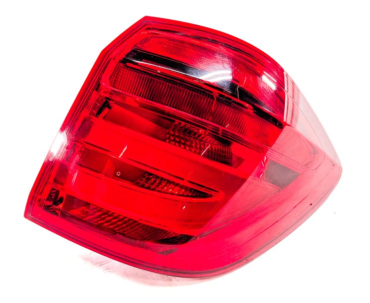 13-16 MERCEDES GL (X166) REAR RIGHT PASSENGER OUTER TAILLIGHT BRAKE LIGHT LAMP