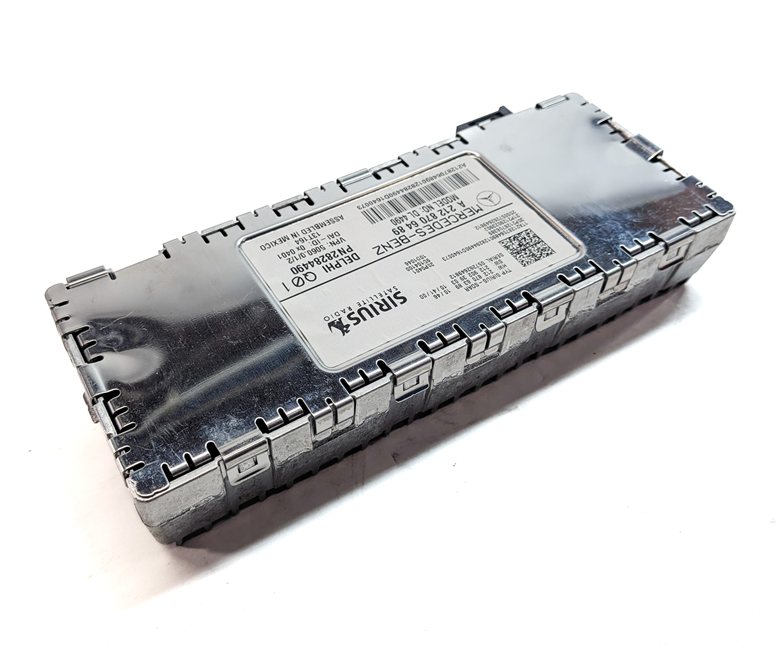 Thumbnail 3: 2013 MERCEDES GL550 (X166) SIRIUS SATELLITE RADIO CONTROL MODULE
