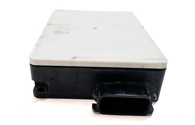 Thumbnail 2: 2013 MERCEDES GL550 (X166) REAR DRIVER ASSIST BLIND SPOT RADAR SENSOR MODULE