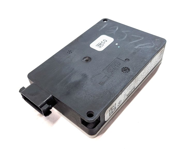 Thumbnail 4: 2013 MERCEDES GL550 (X166) REAR DRIVER ASSIST BLIND SPOT RADAR SENSOR MODULE