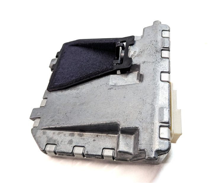 Thumbnail 4: 2013-2014 MERCEDES GL ML (W166 X166) FRONT WINDSHIELD LANE KEEP ADAS CAMERA