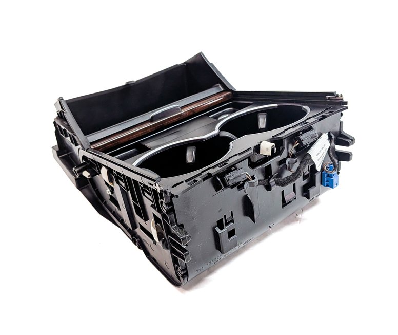 Thumbnail 5: 2013 MERCEDES GL550 (X166) CENTER CONSOLE CUPHOLDER w/ ASHTRAY 12V POWER SOCKET