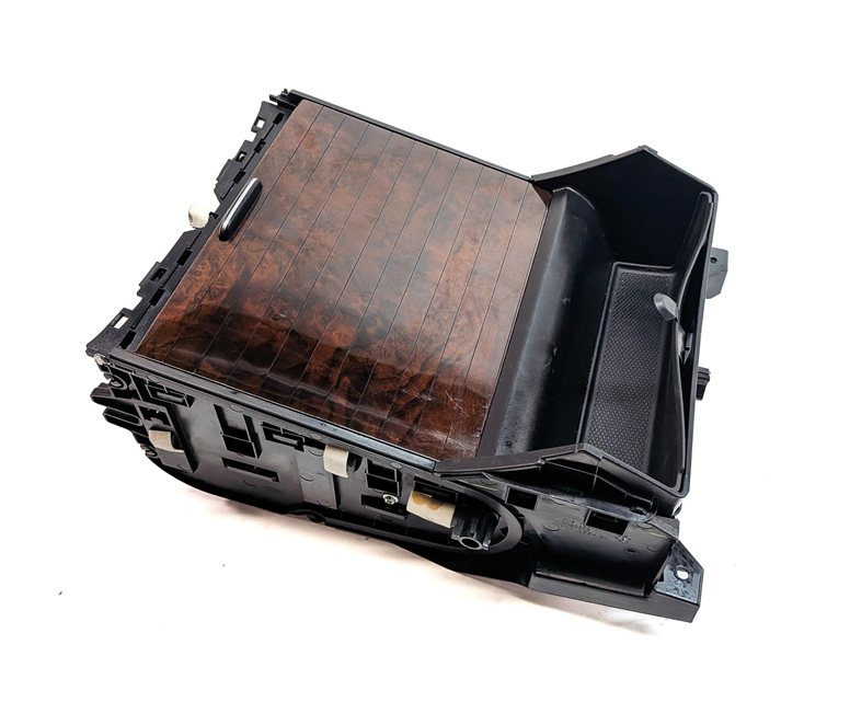 Thumbnail 8: 2013 MERCEDES GL550 (X166) CENTER CONSOLE CUPHOLDER w/ ASHTRAY 12V POWER SOCKET